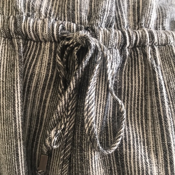 Linen/Rayon Drawstring Romper - Picture 6 of 6